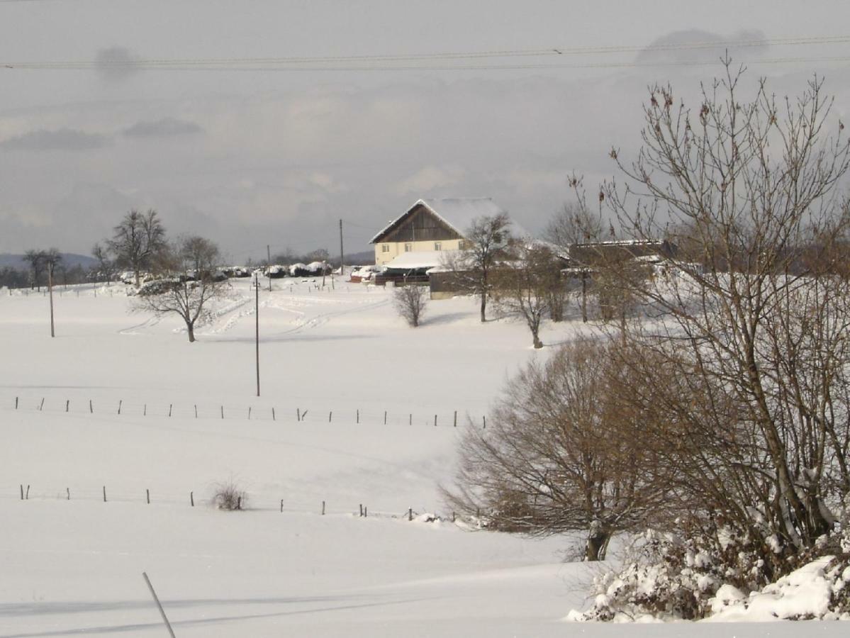 Gite Loca Provenchere ภายนอก รูปภาพ